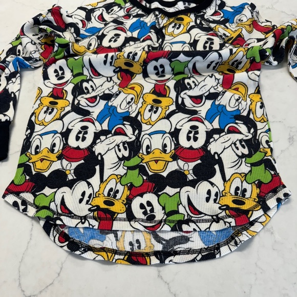 Disney Characters Waffle Knit Long Sleeve Scoop Neck T-shirt Size Medium (8-10) - Picture 7 of 7